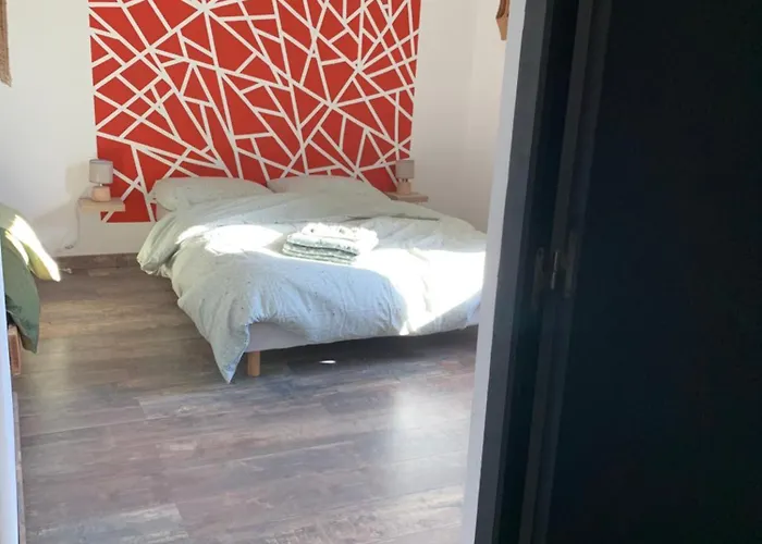 Les Perchees De 3* Boece